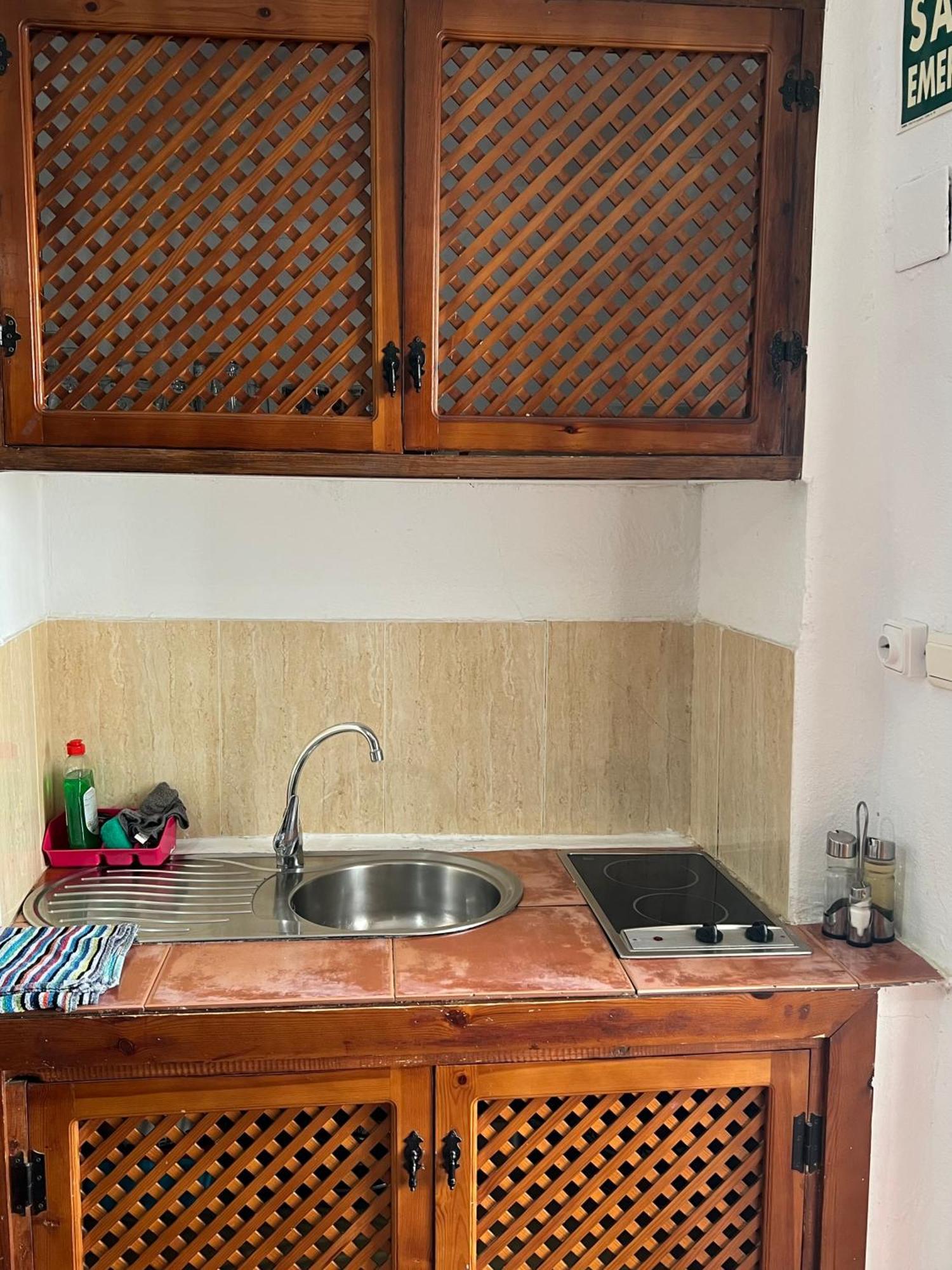 Cueva De Maria 1 Apartment กวาดิกซ์ ภายนอก รูปภาพ